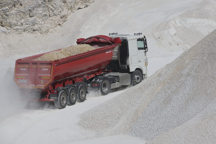 Camion-carriere-bellecombe