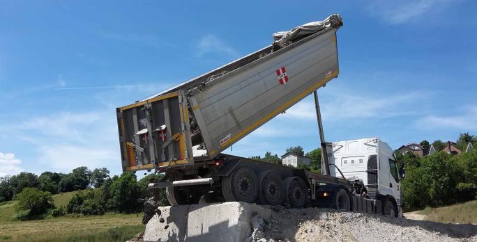 semi-remorque-transport-matériaux_inertes